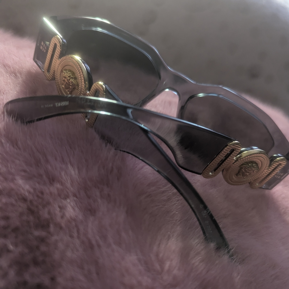 Versace Purple Sunglasses - Picture 2 of 3